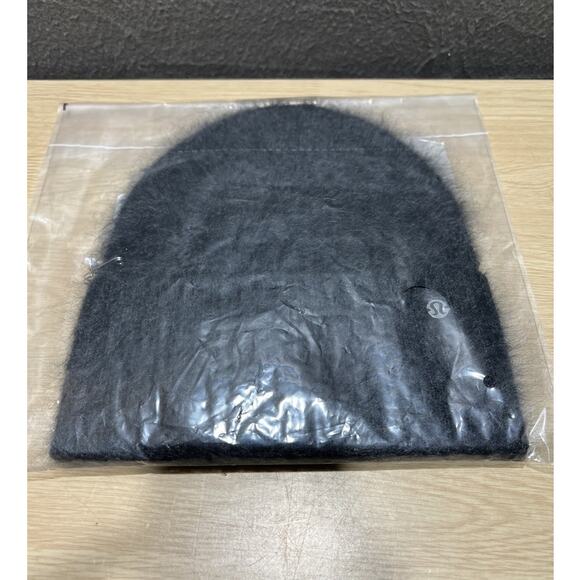 Lululemon Fuzzy Cashmere Beanie SZ O/S $78 main image 5